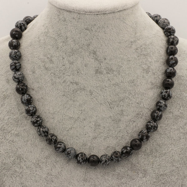 Kette mit Schneeflocken Obsidian 10 mm Perlen